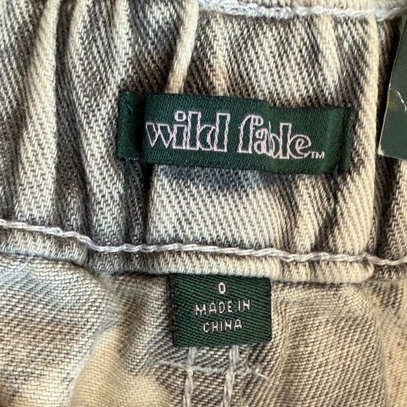 NWT Wild Fable Women's Light Gray High Waist Shorts - Picture 2 of 5